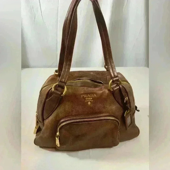 Prada Handbags - PRADA 🔥🔥Vintage Vitello Daino Shoulder Bag (Brown & Metallic Soft Leather)